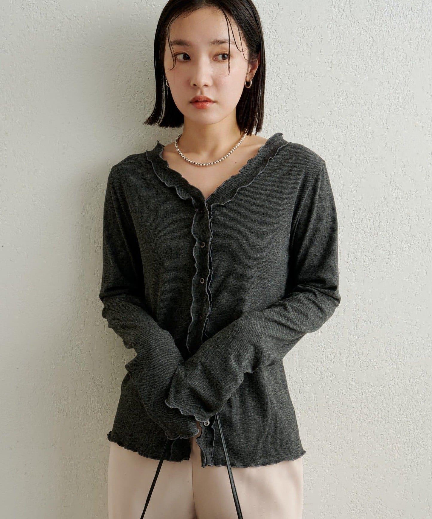 荷葉邊羅紋開衫