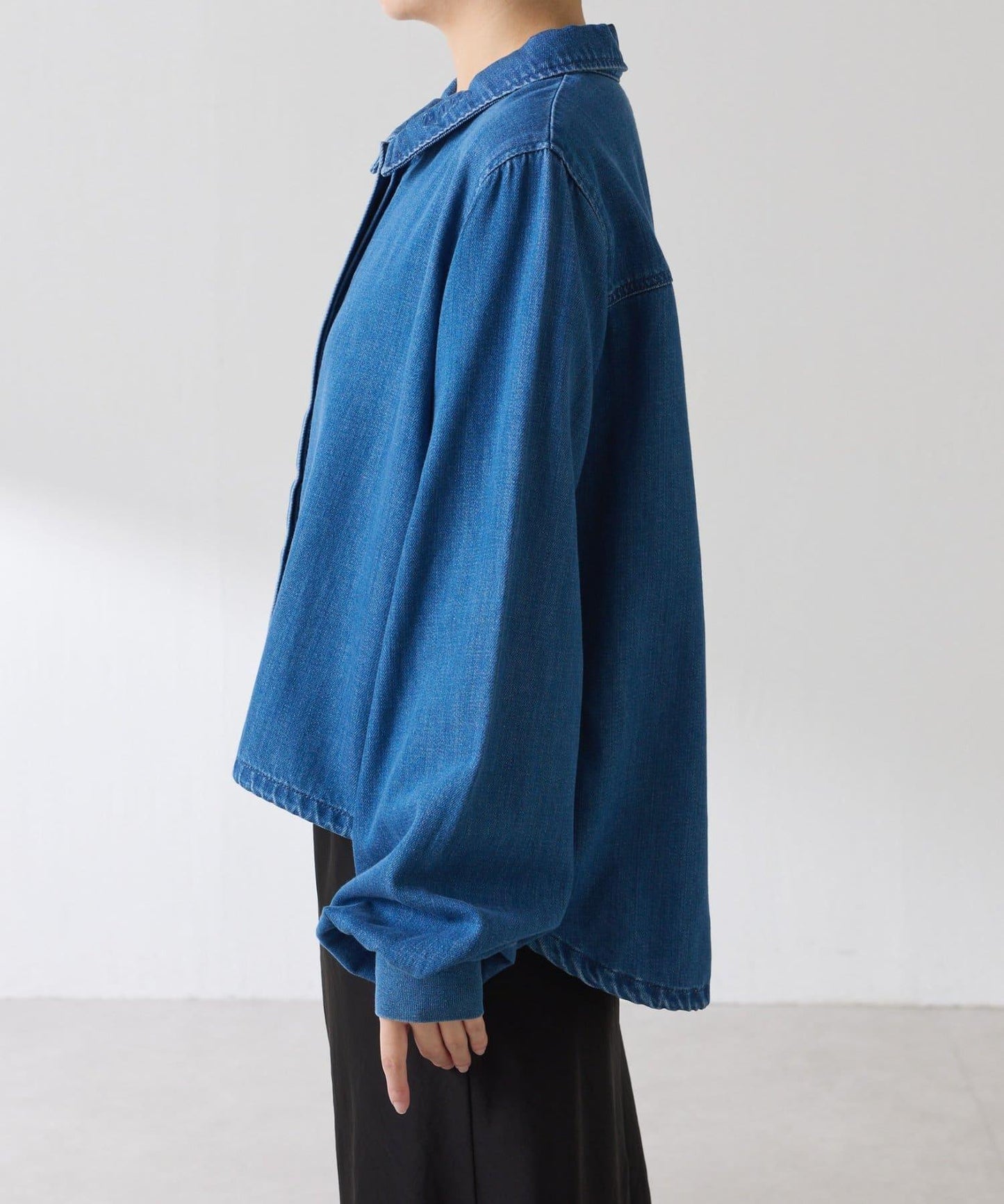 【可自由搭配】Q.anos 抽繩立領牛仔襯衫