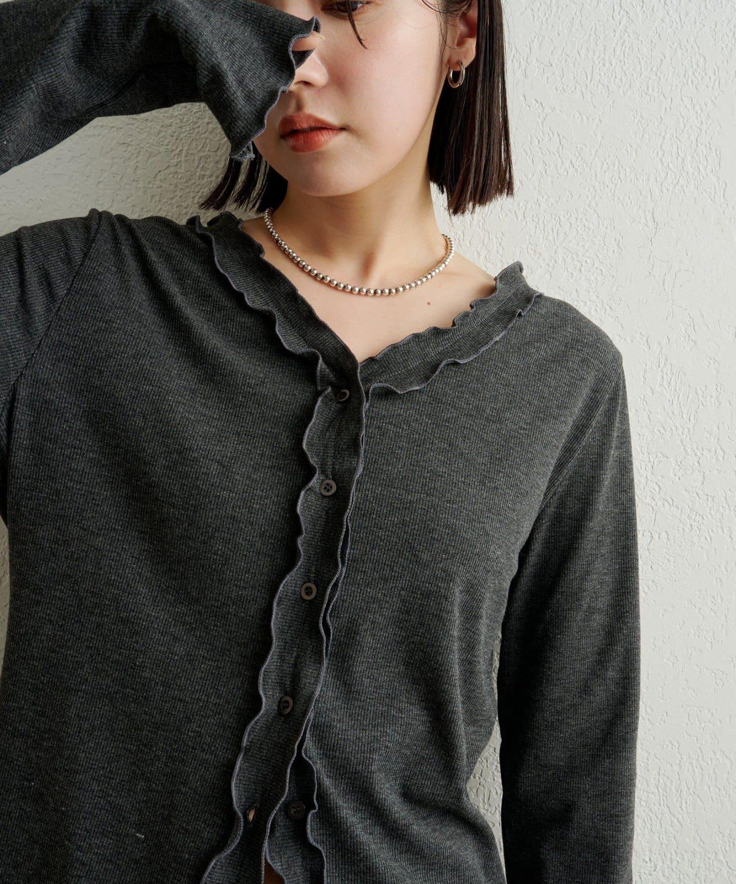 荷葉邊羅紋開衫