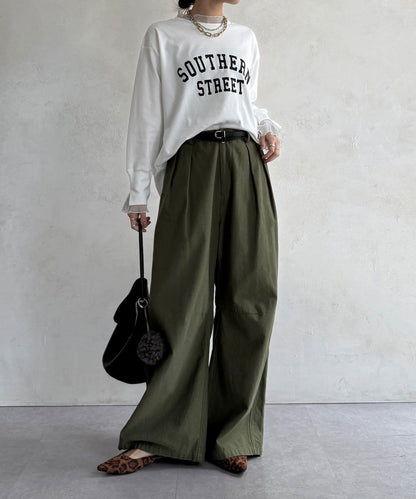 植絨字母疊穿上衣