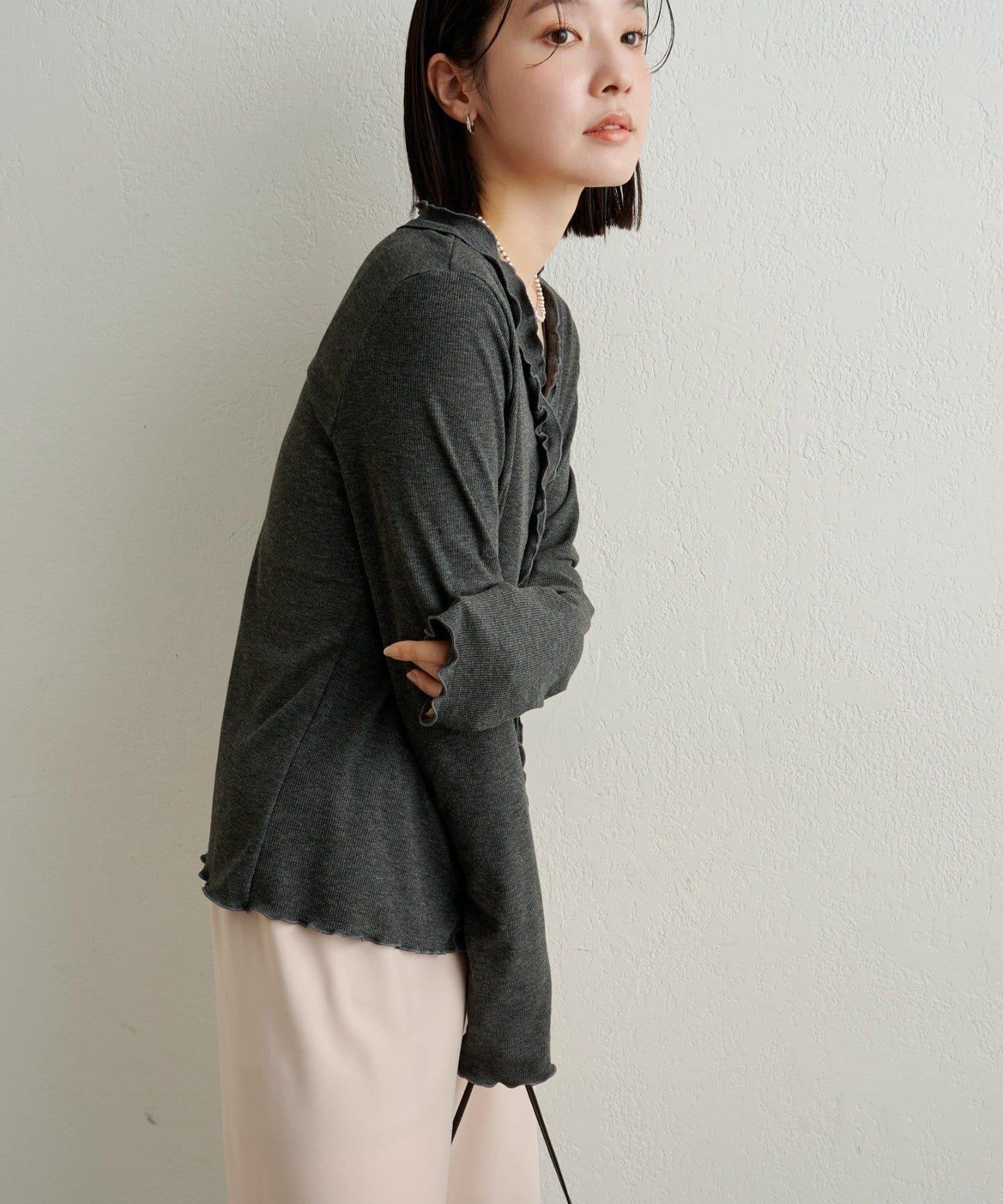 荷葉邊羅紋開衫