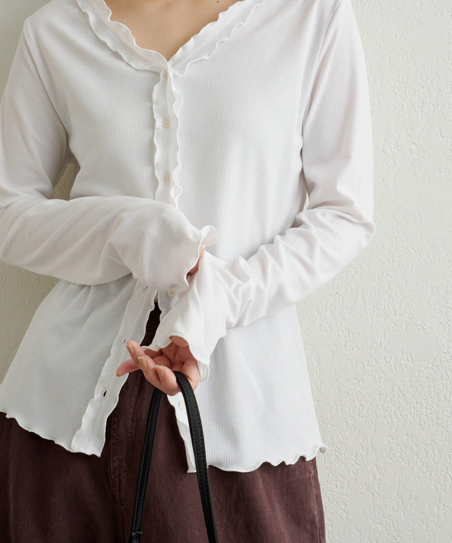 荷葉邊羅紋開衫