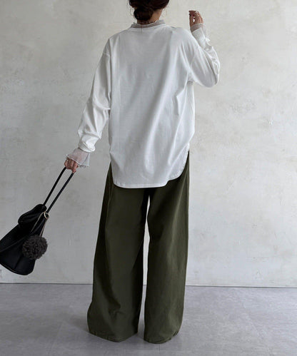 植絨字母疊穿上衣