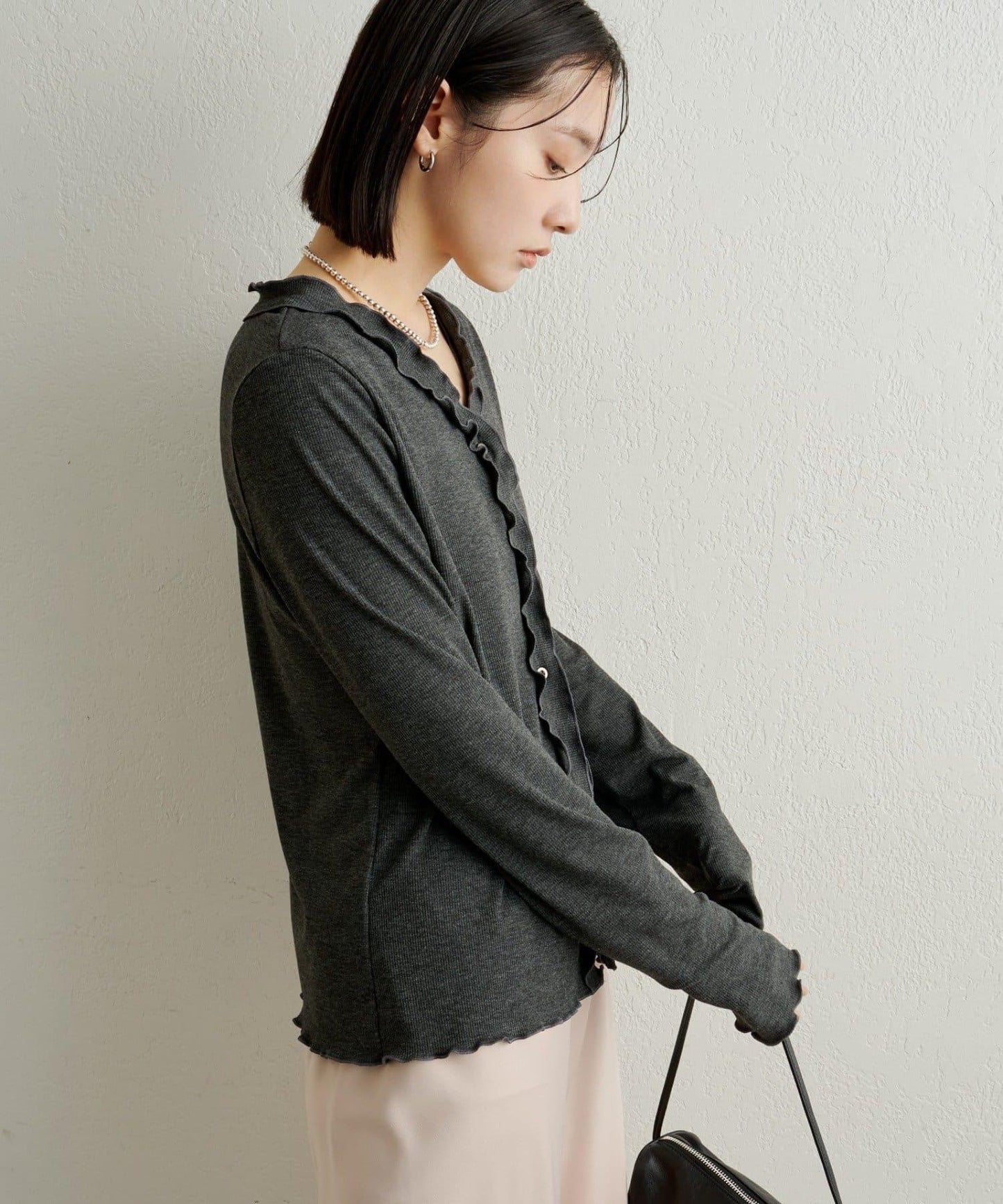 荷葉邊羅紋開衫