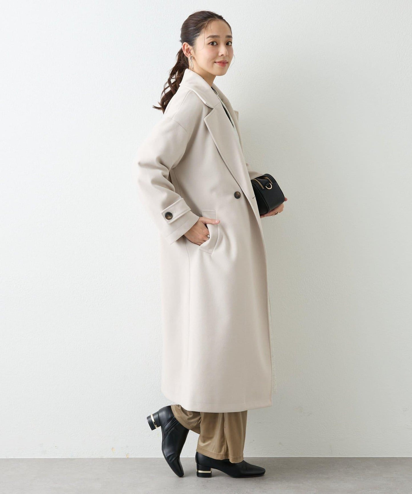 大人可愛◎彈力蕾絲高領套頭衫