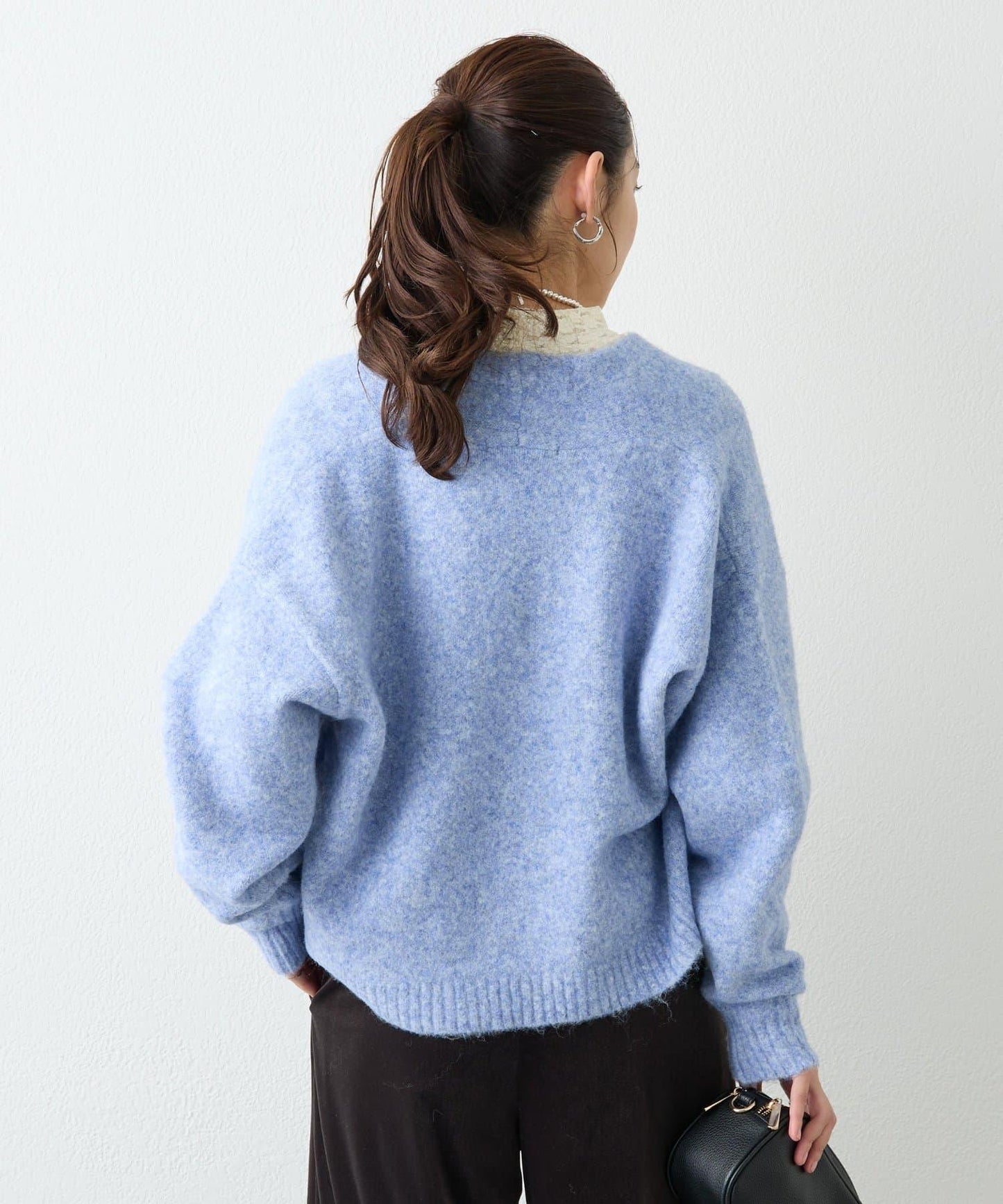 柔軟觸感狐狸絨V領開衫