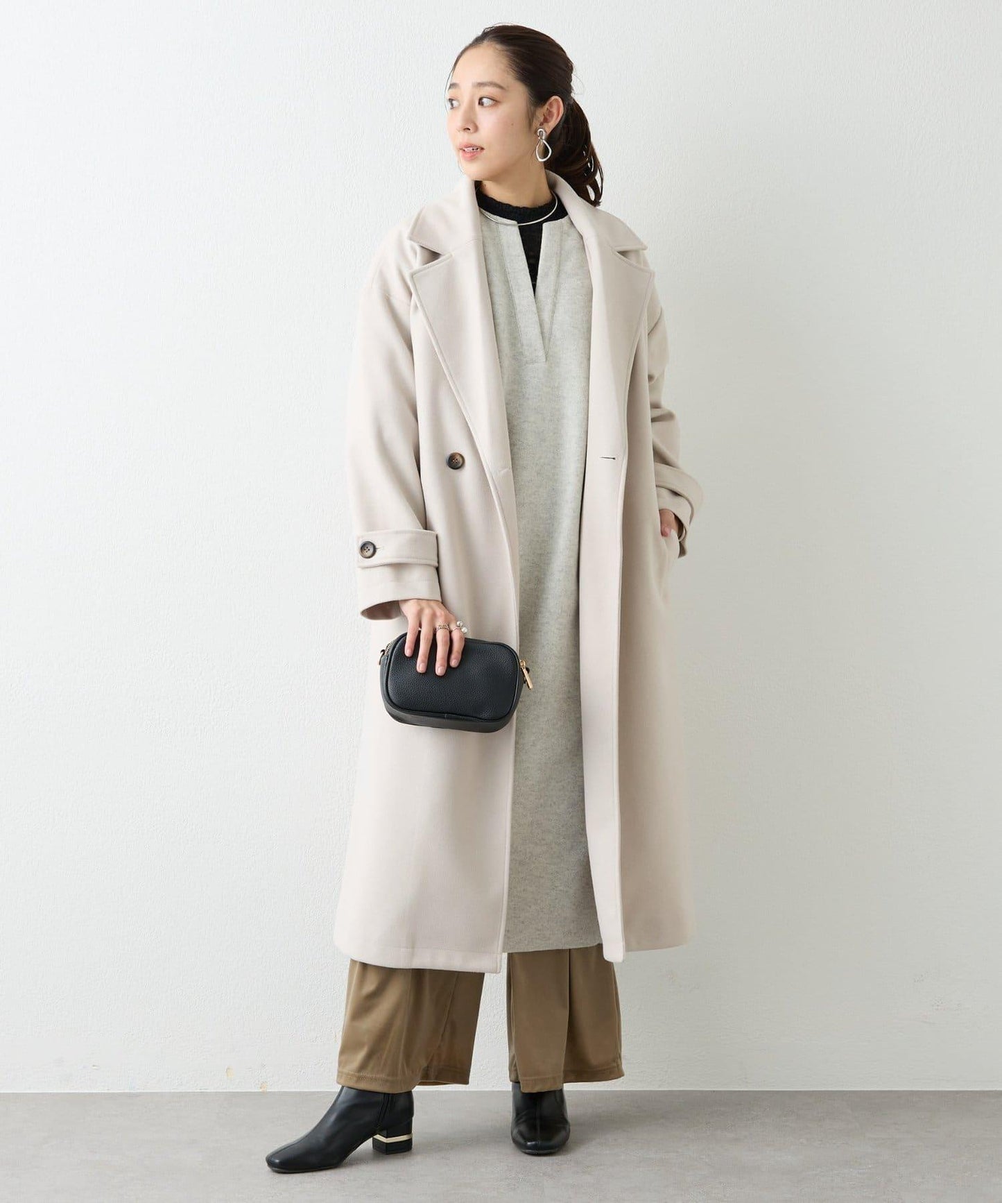 大人可愛◎彈力蕾絲高領套頭衫