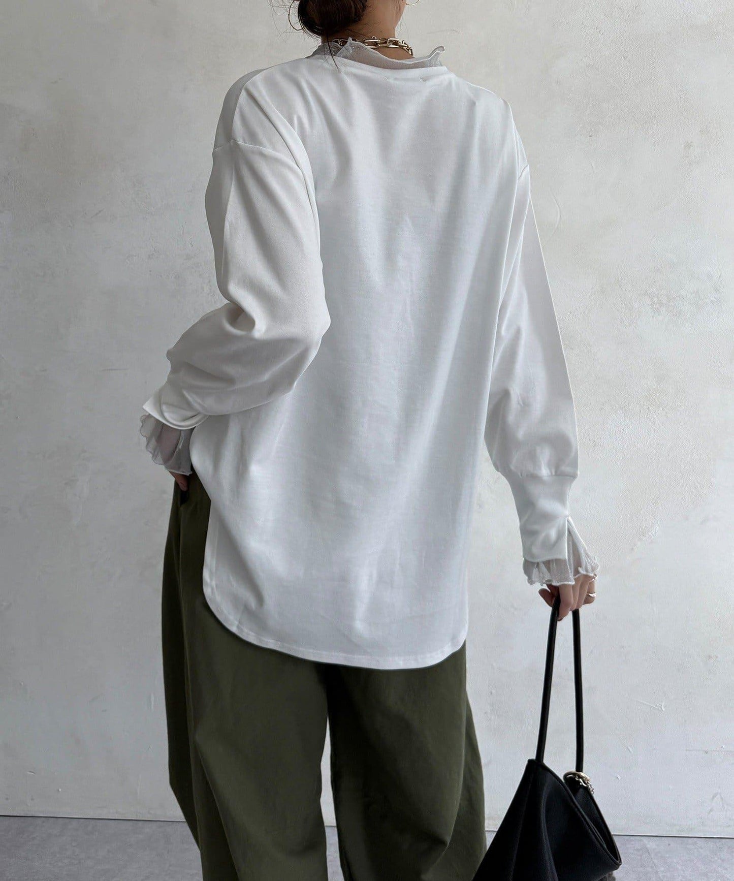 植絨字母疊穿上衣