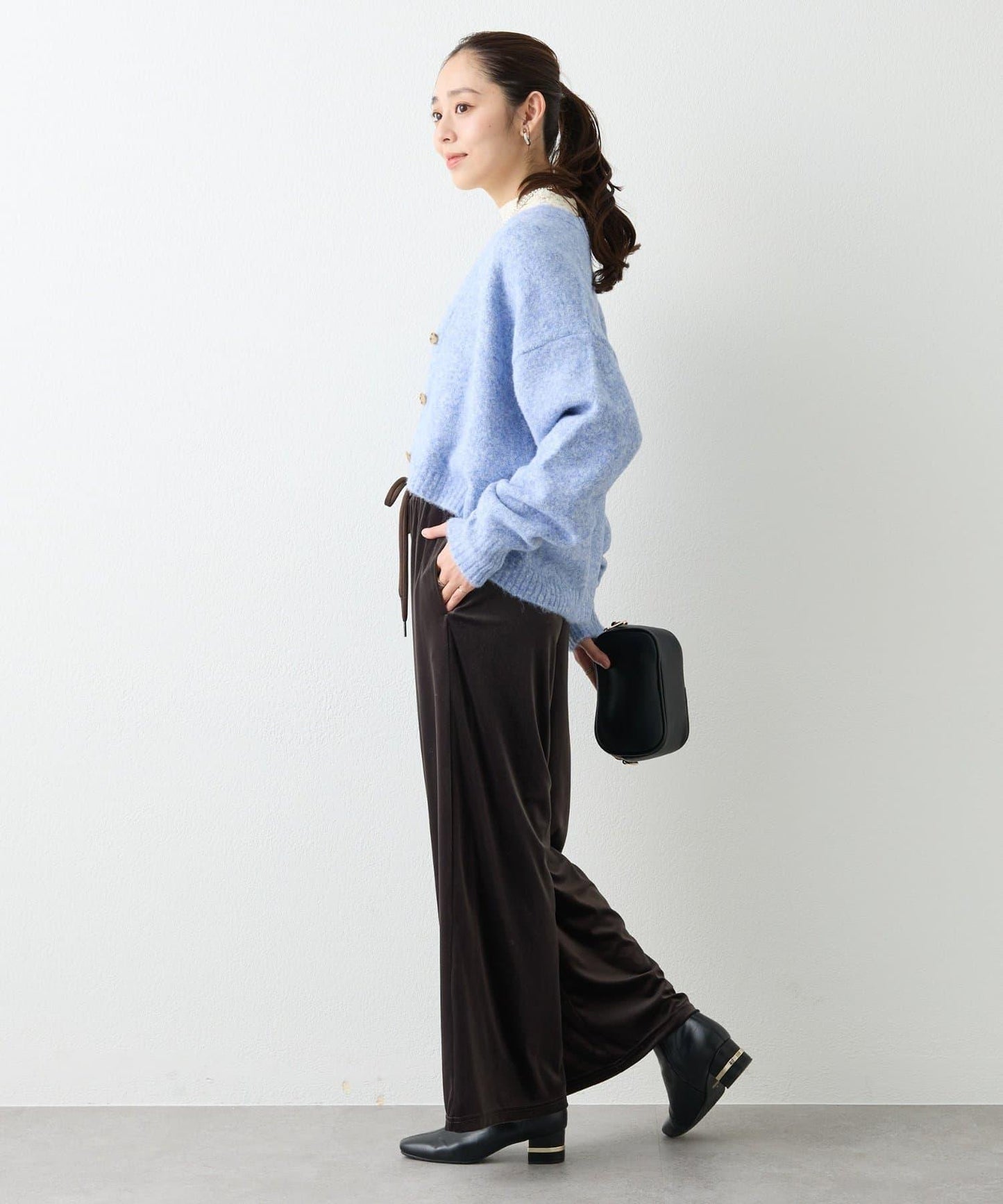 舒適穿著感透視天鵝絨休閒褲