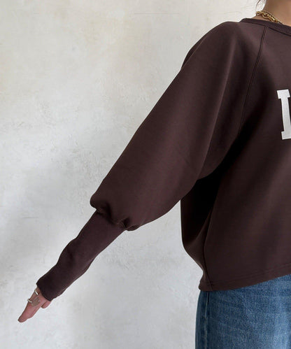 袖口羅紋箱型Logo上衣