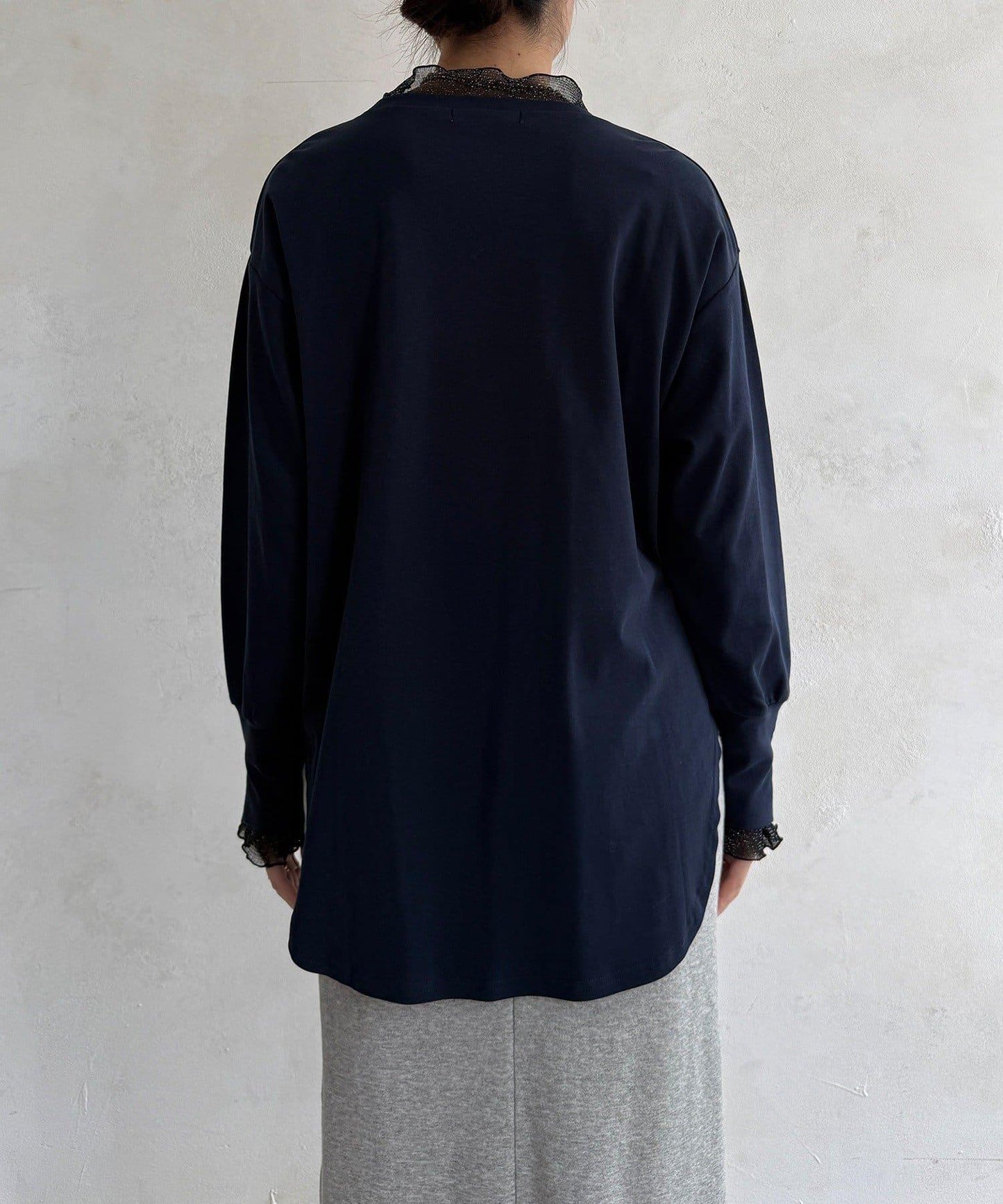 植絨字母疊穿上衣