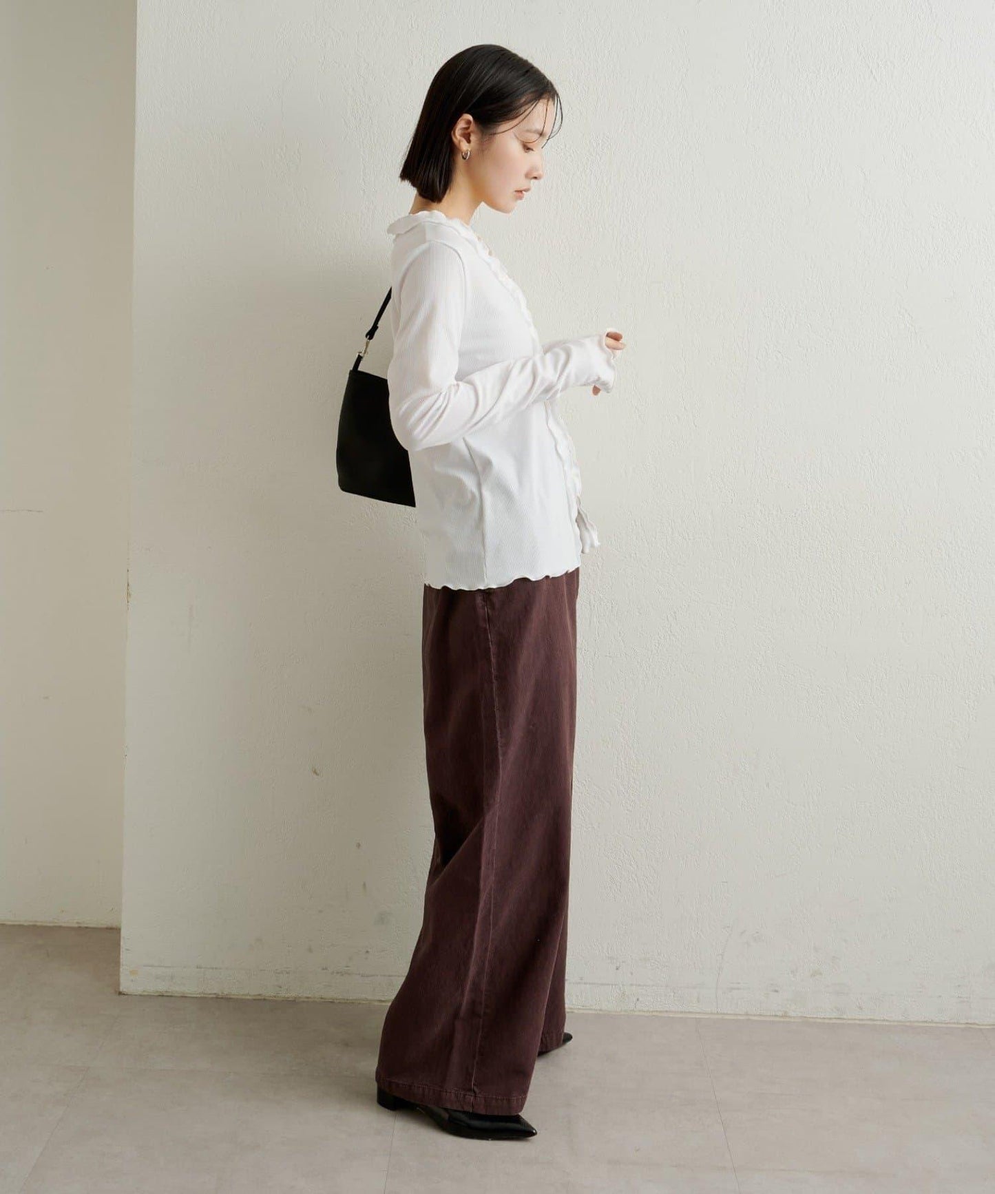 荷葉邊羅紋開衫