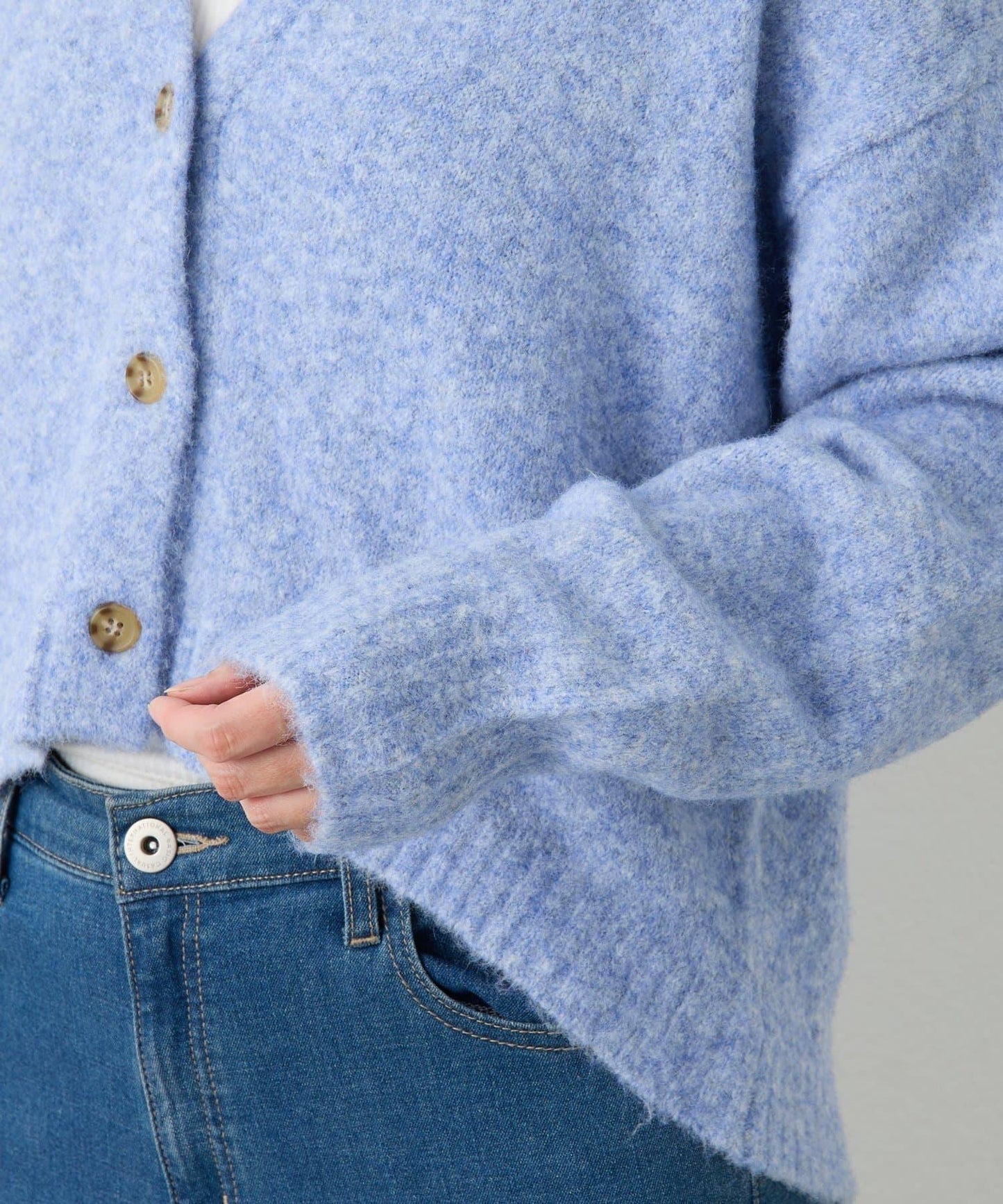 柔軟觸感狐狸絨V領開衫