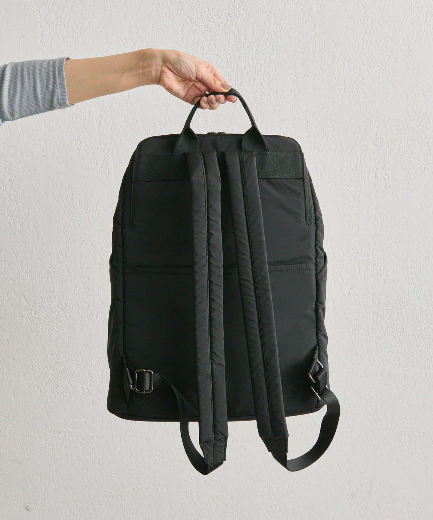 防潑水/A4尺寸兼容抽繩雙肩包