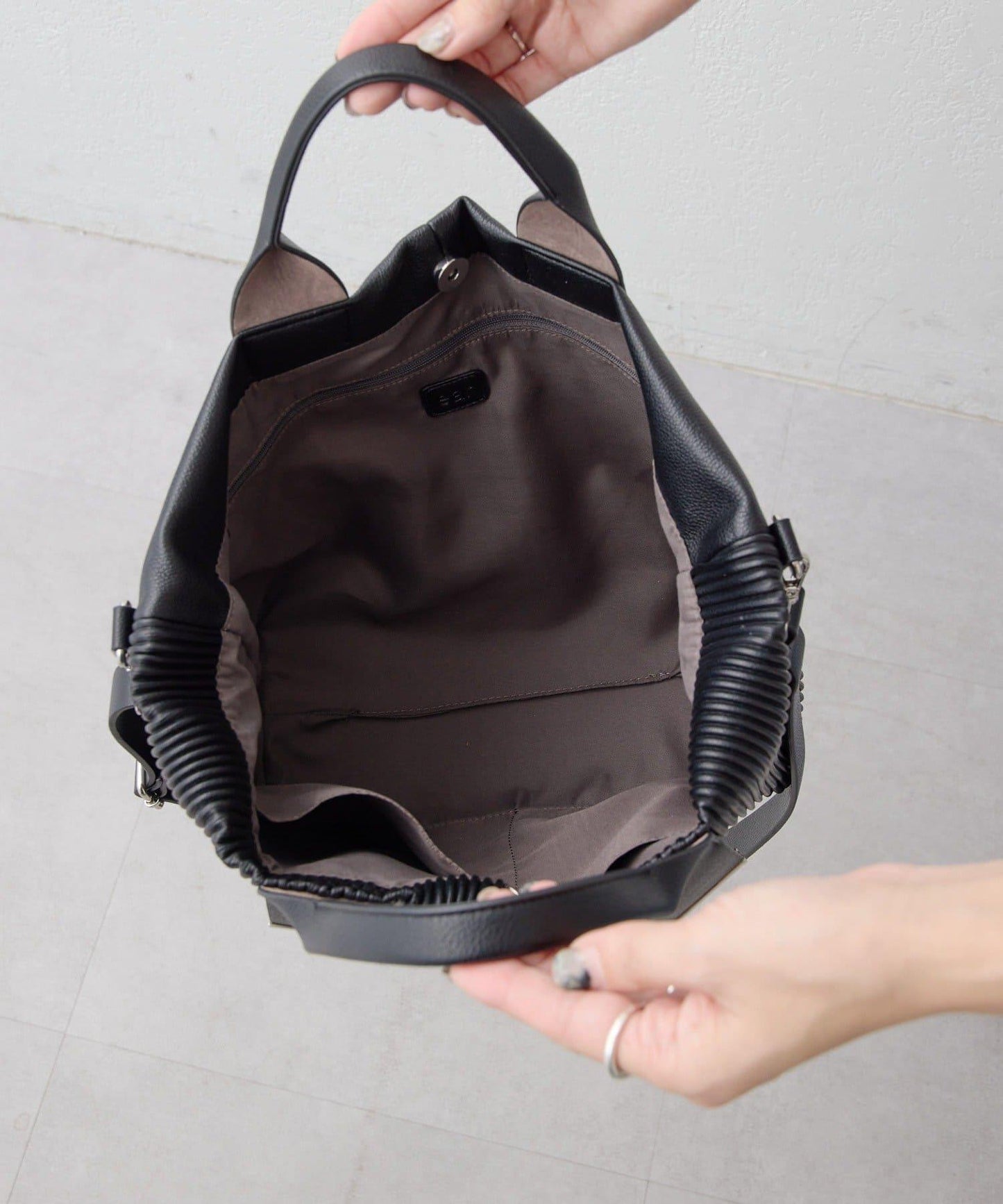 A4尺寸適用百褶托特包