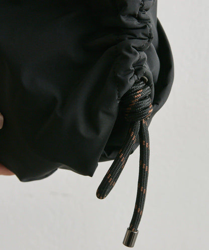 防潑水/超輕量300g抽繩單肩包