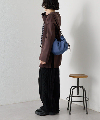 防潑水/超輕量300g抽繩單肩包