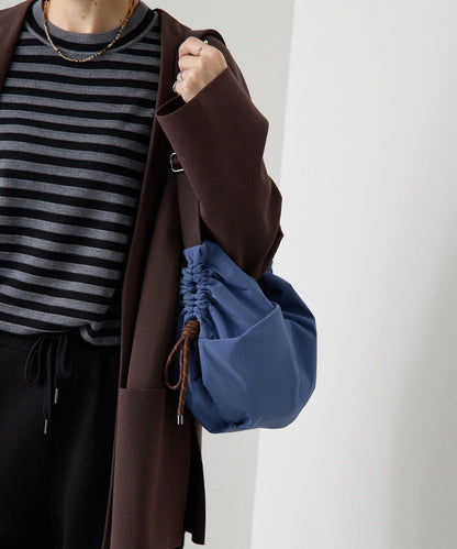 防潑水/超輕量300g抽繩單肩包