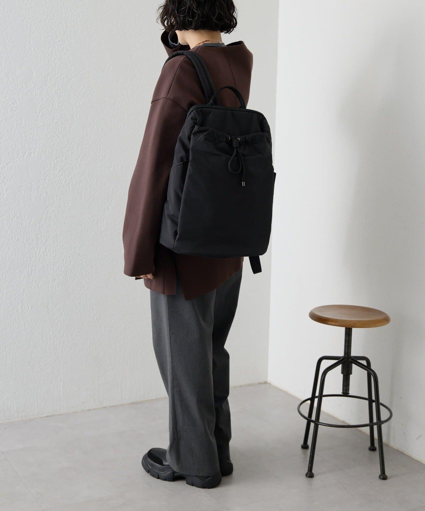 防潑水/A4尺寸兼容抽繩雙肩包