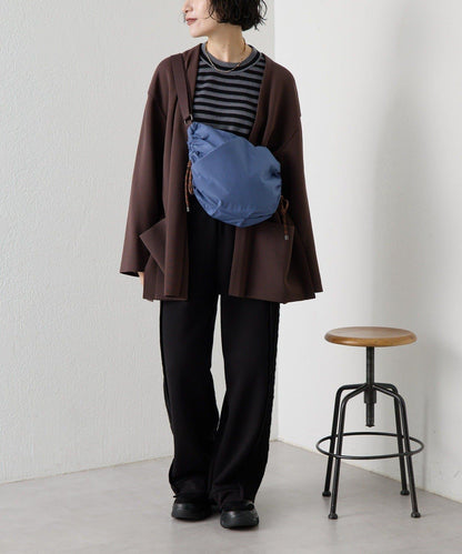 防潑水/超輕量300g抽繩單肩包