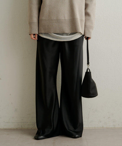 緞面斜裁休閒褲