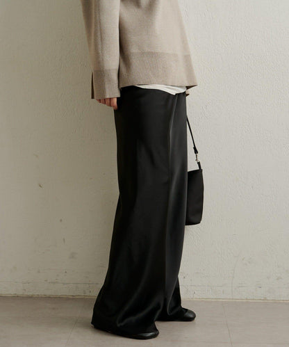 緞面斜裁休閒褲