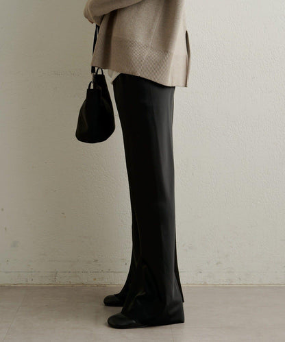 緞面斜裁休閒褲