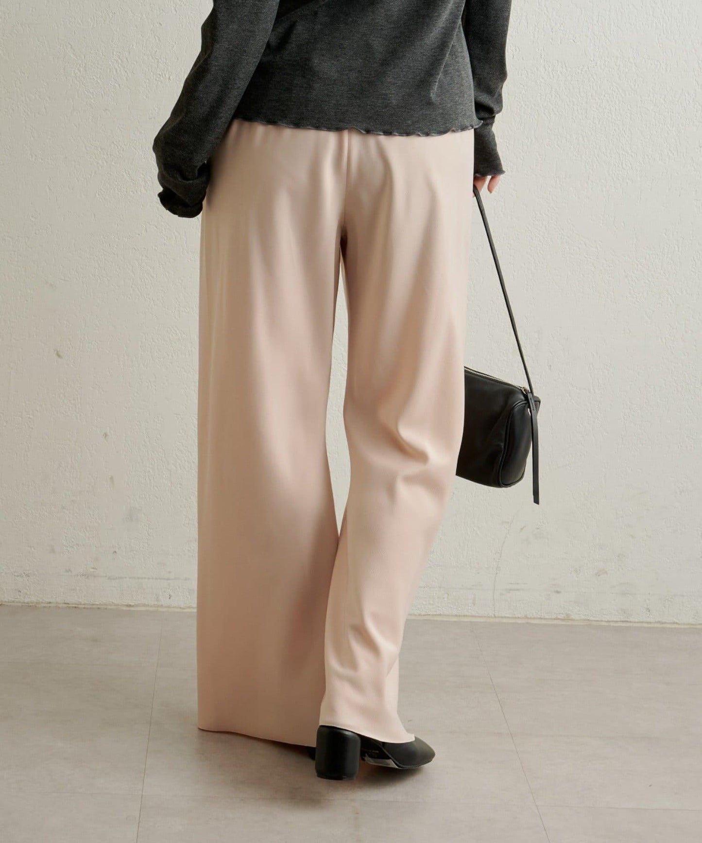 緞面斜裁休閒褲