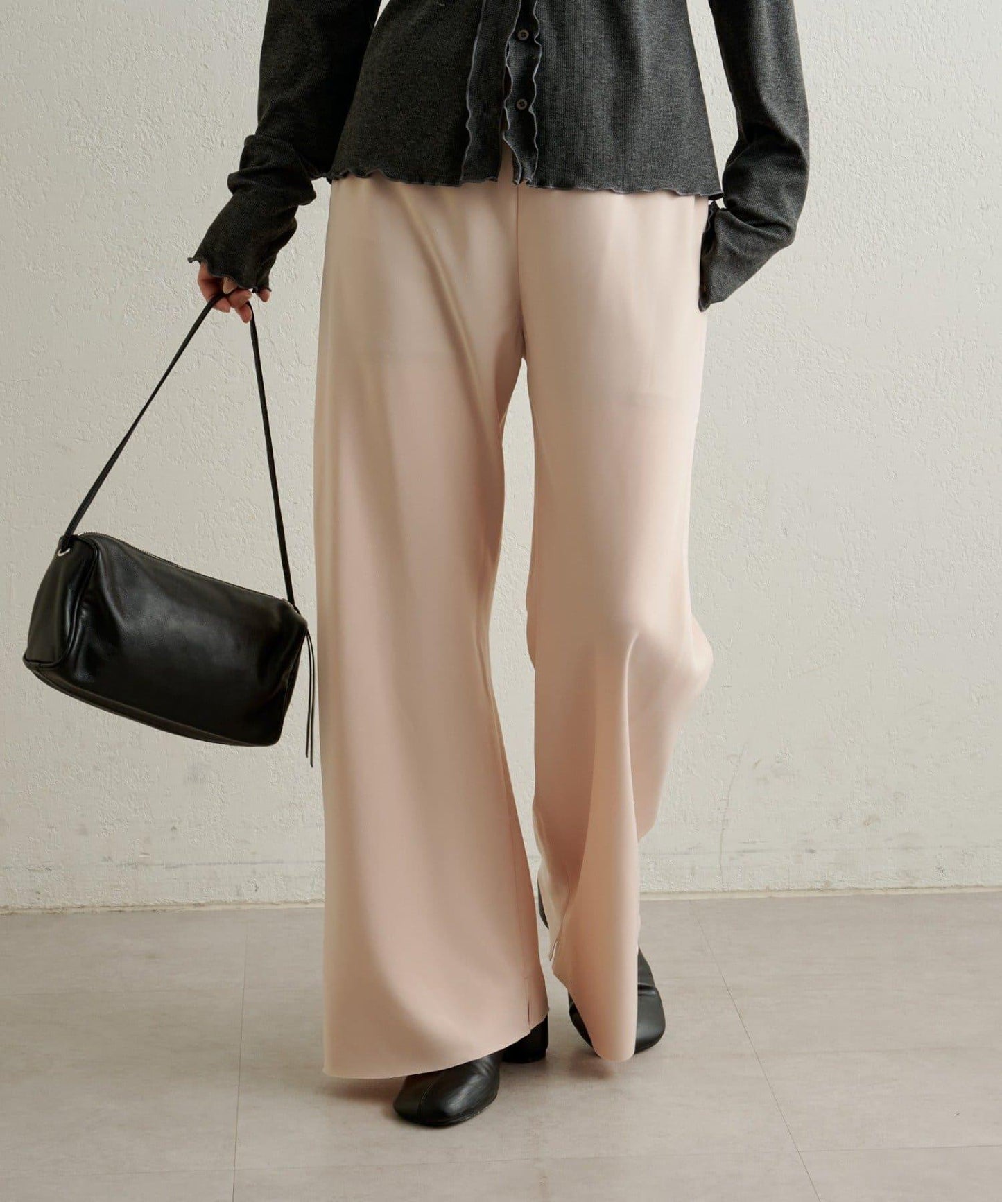 緞面斜裁休閒褲