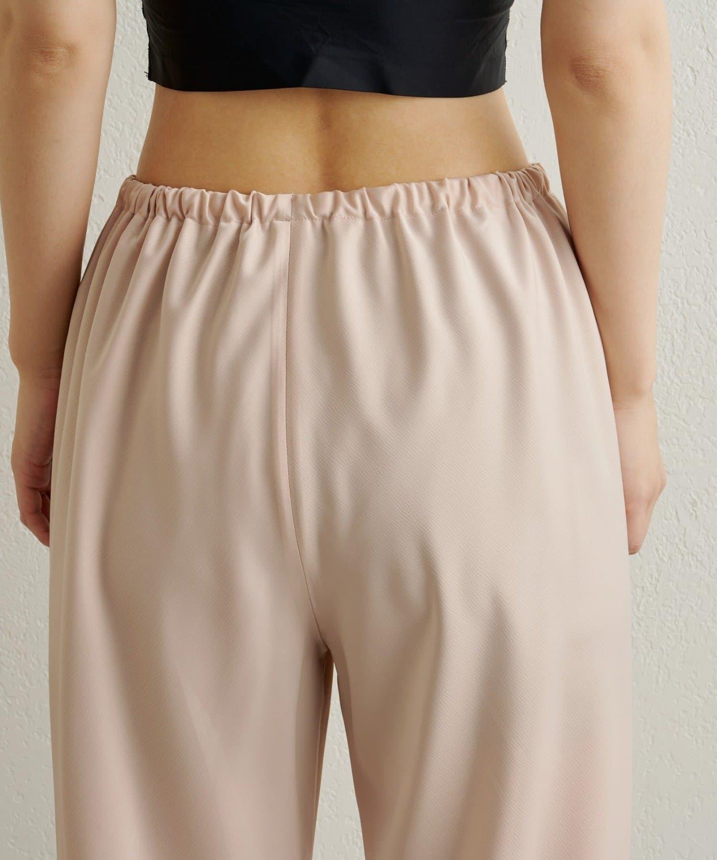 緞面斜裁休閒褲