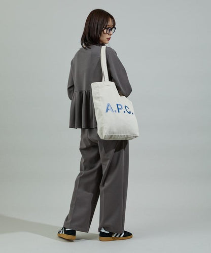 箱型荷葉邊開衫套裝