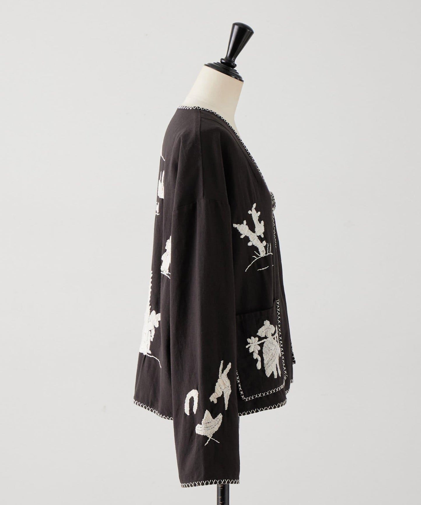 《近日開始》無領墨西哥風夾克