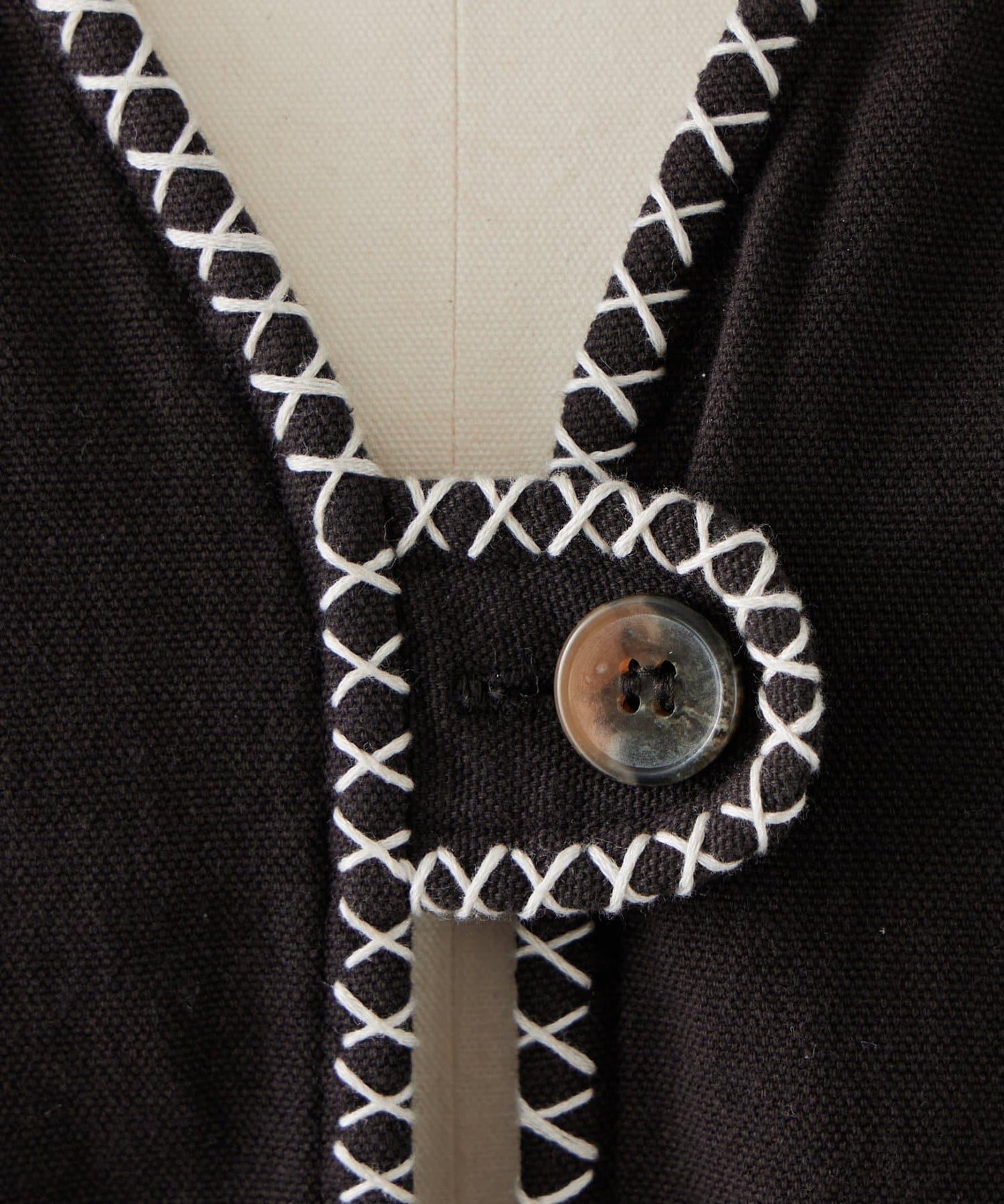 《近日開始》無領墨西哥風夾克