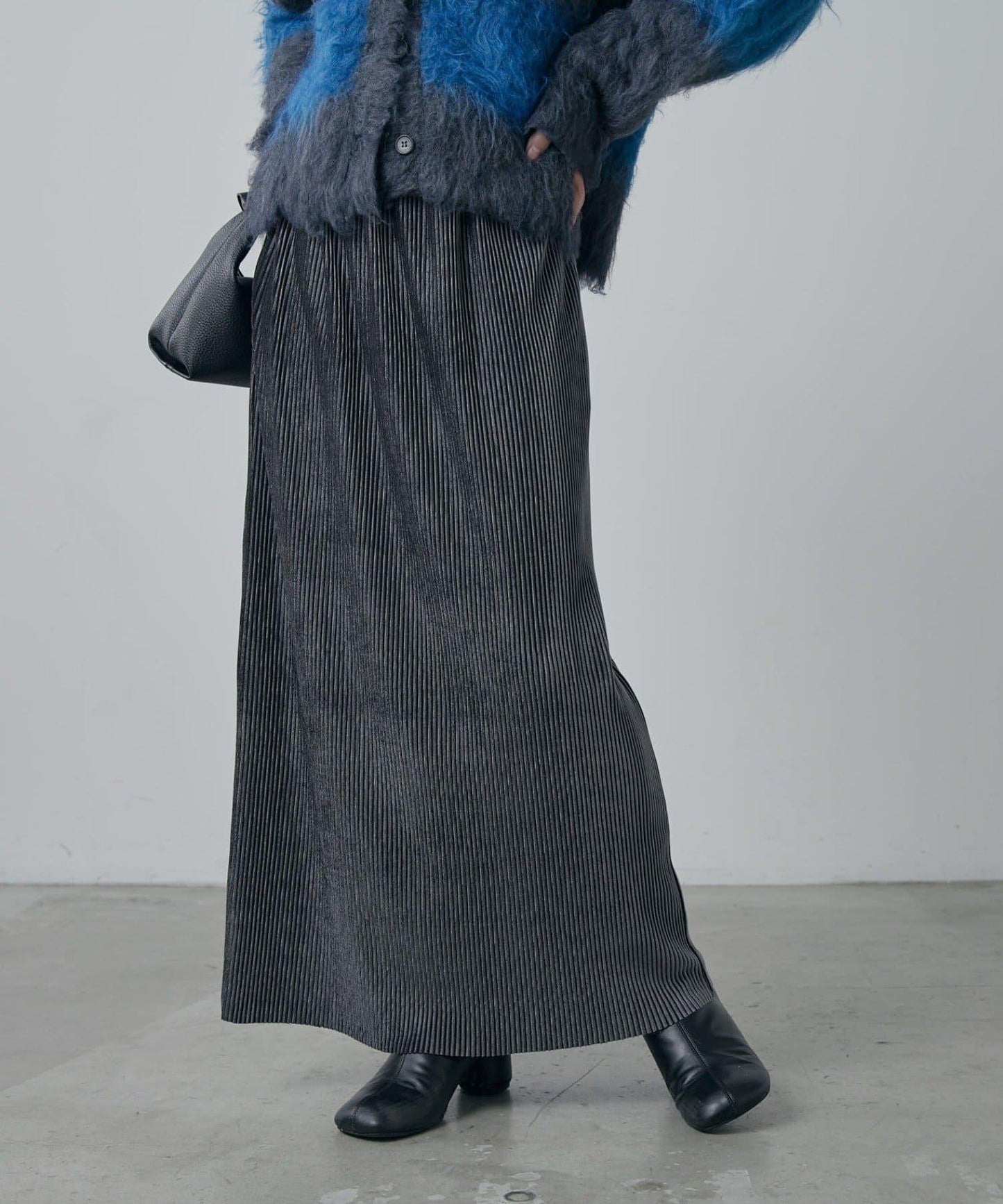 天鵝絨百褶修身半身裙