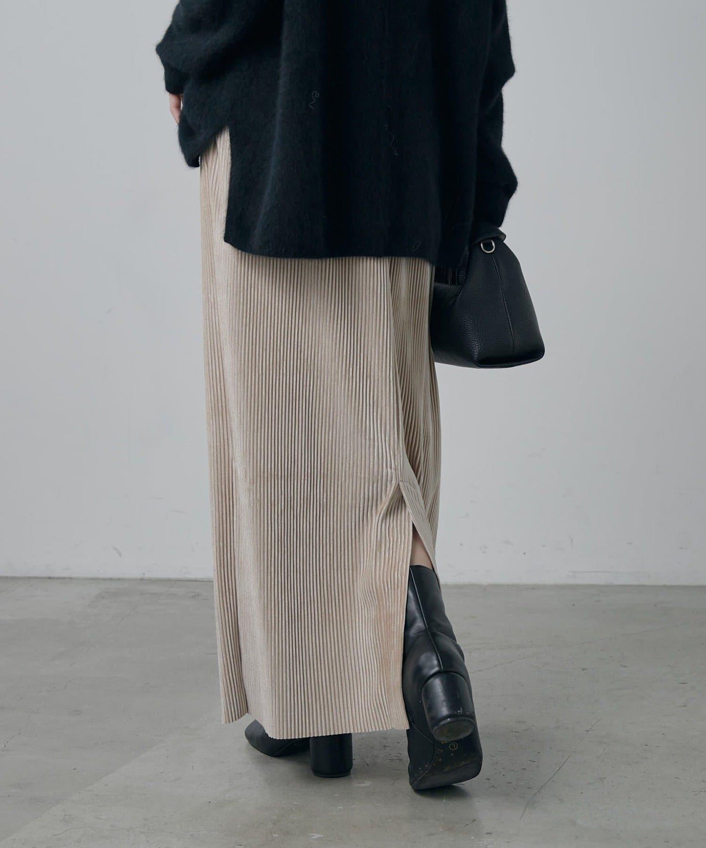 天鵝絨百褶修身半身裙