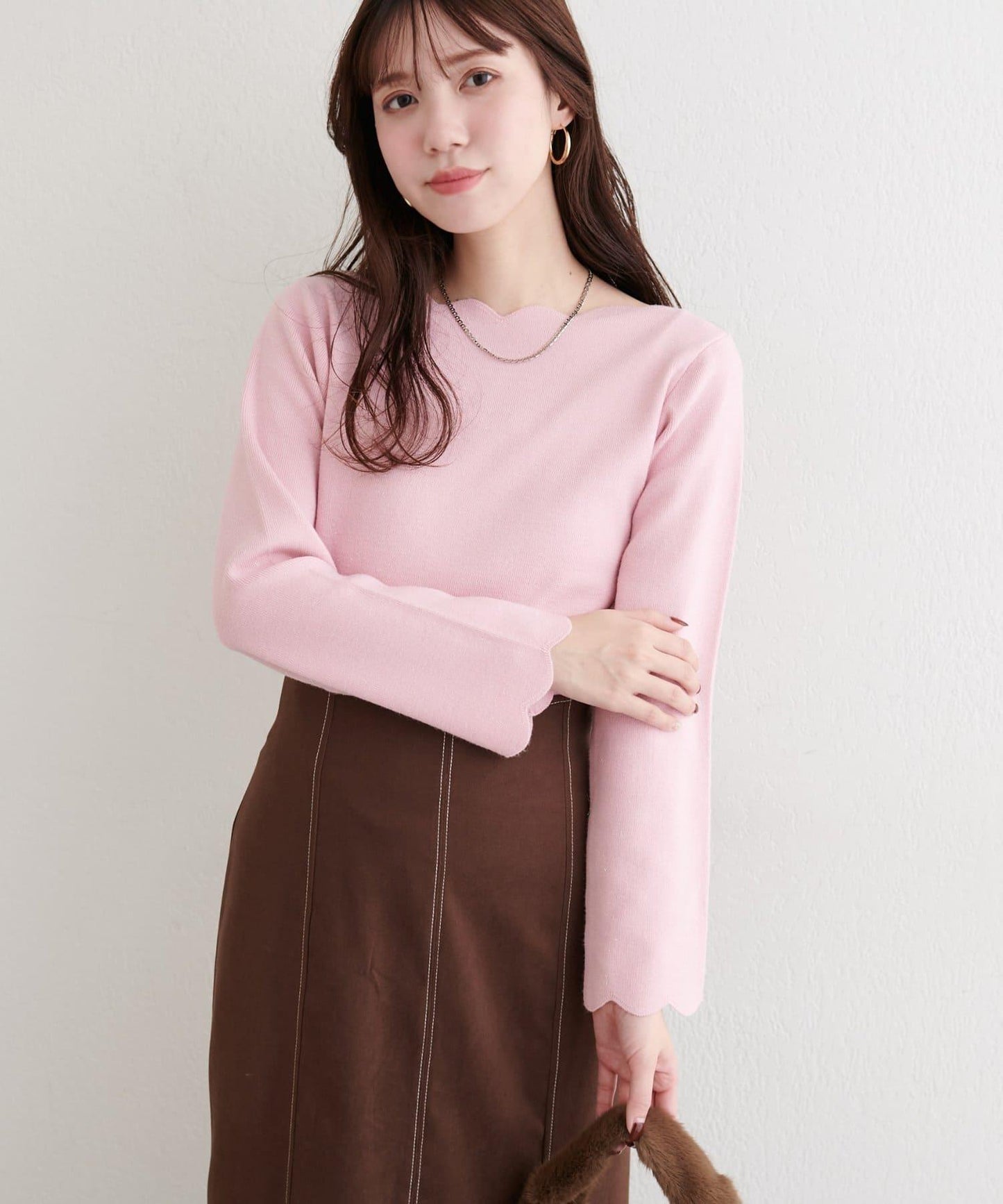 波浪邊亮片針織衫