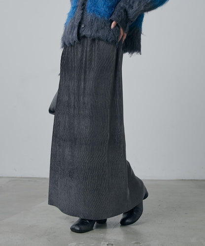 天鵝絨百褶修身半身裙