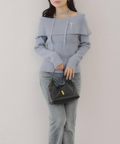 【RMAF】一字肩配胸針針織衫