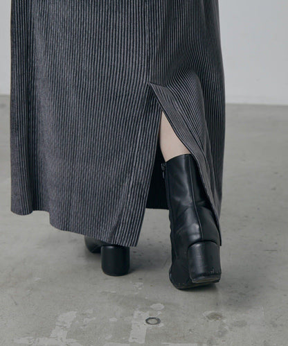 天鵝絨百褶修身半身裙