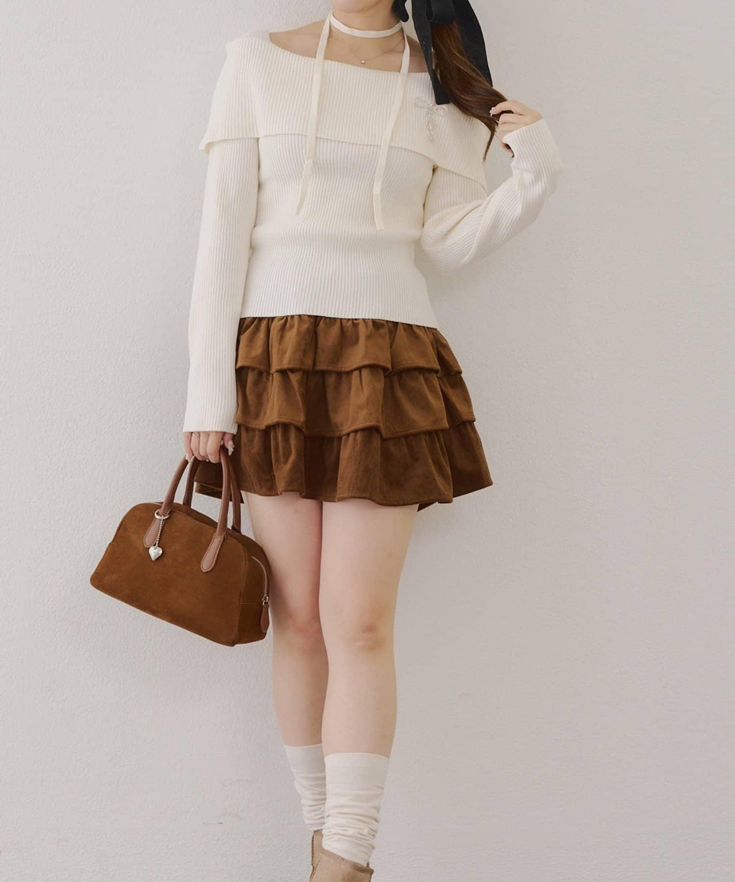 【RMAF】一字肩配胸針針織衫