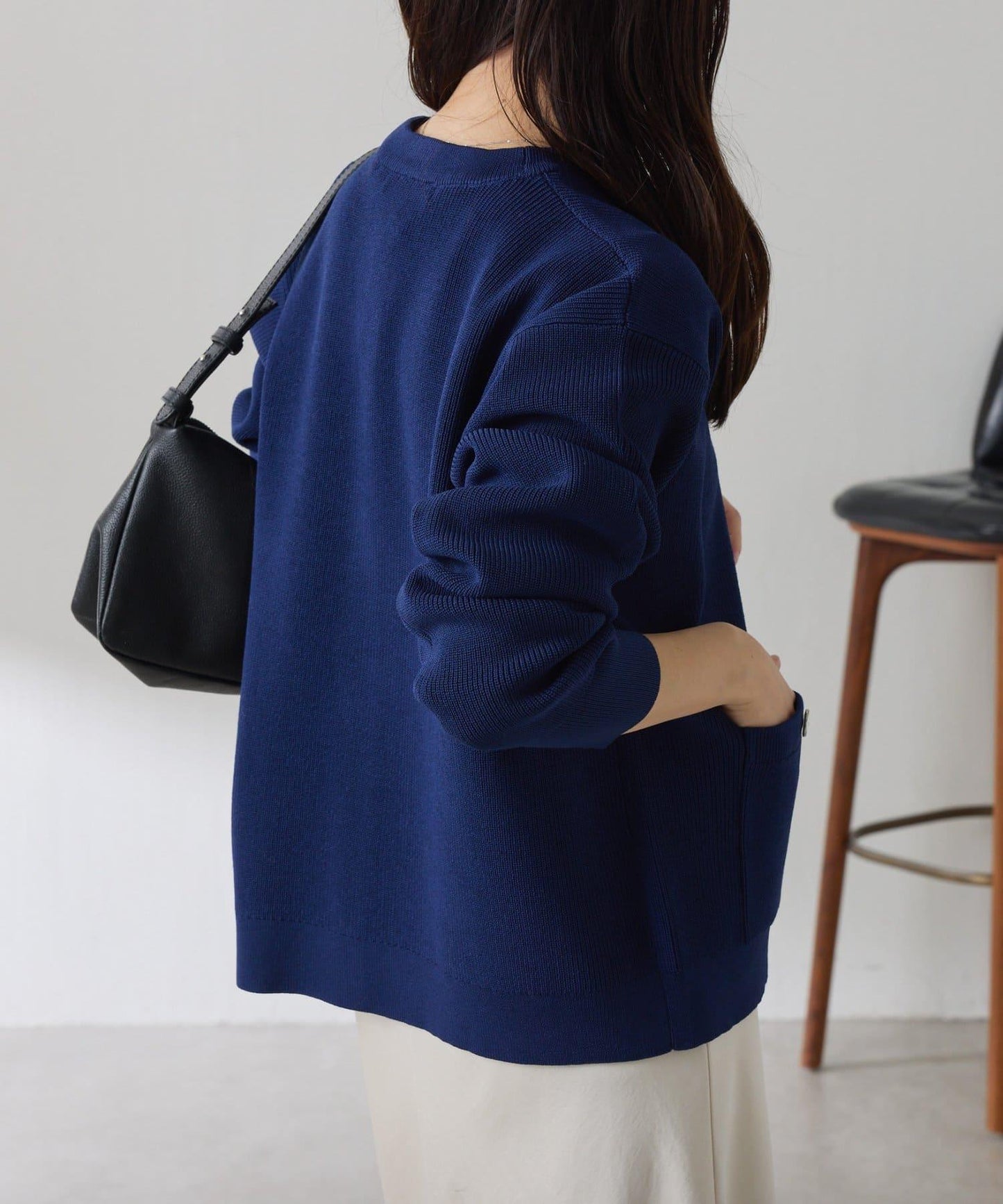 【腰部遮蓋】亮面紐扣開衫