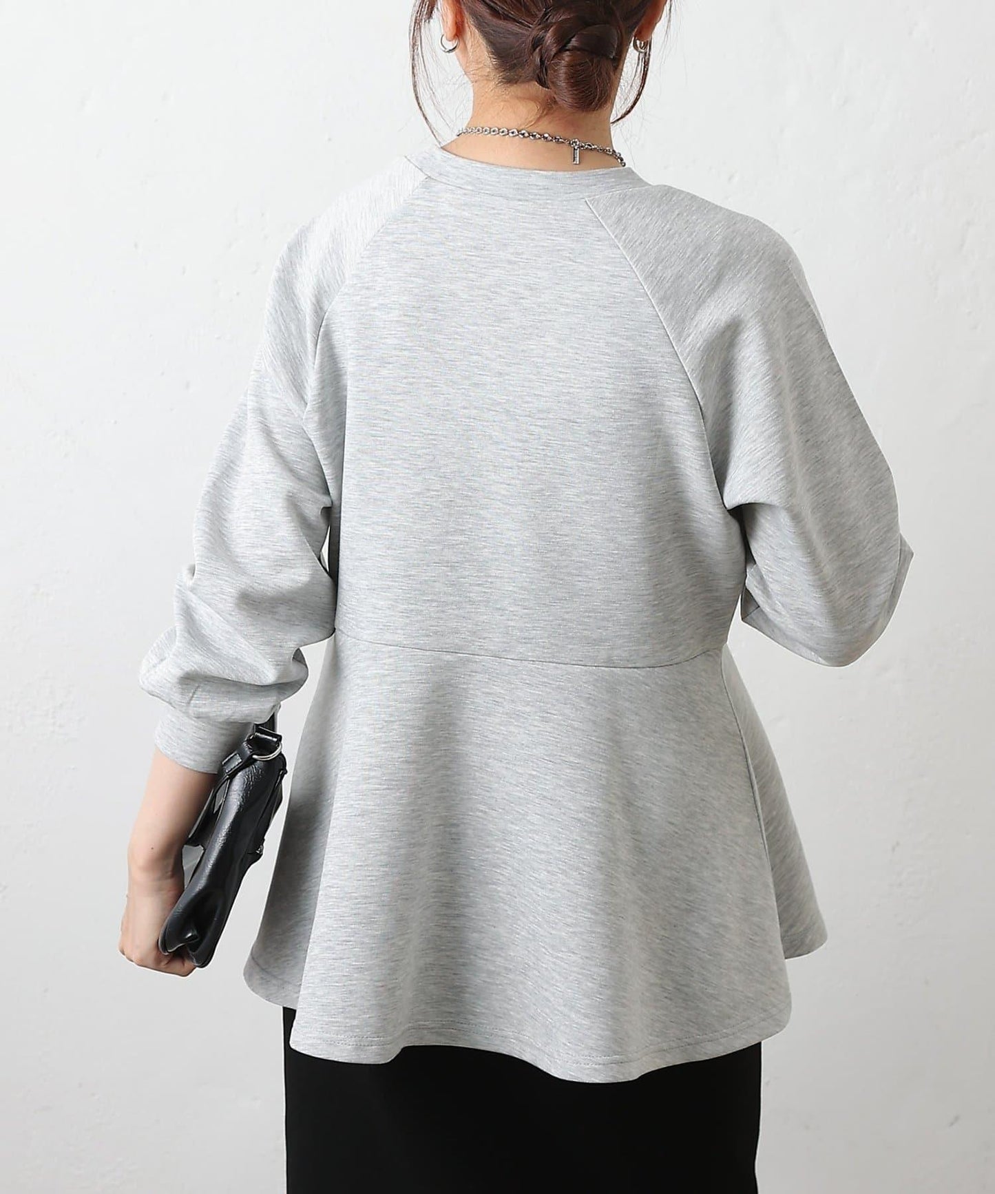 箱型荷葉邊下襬套頭衫