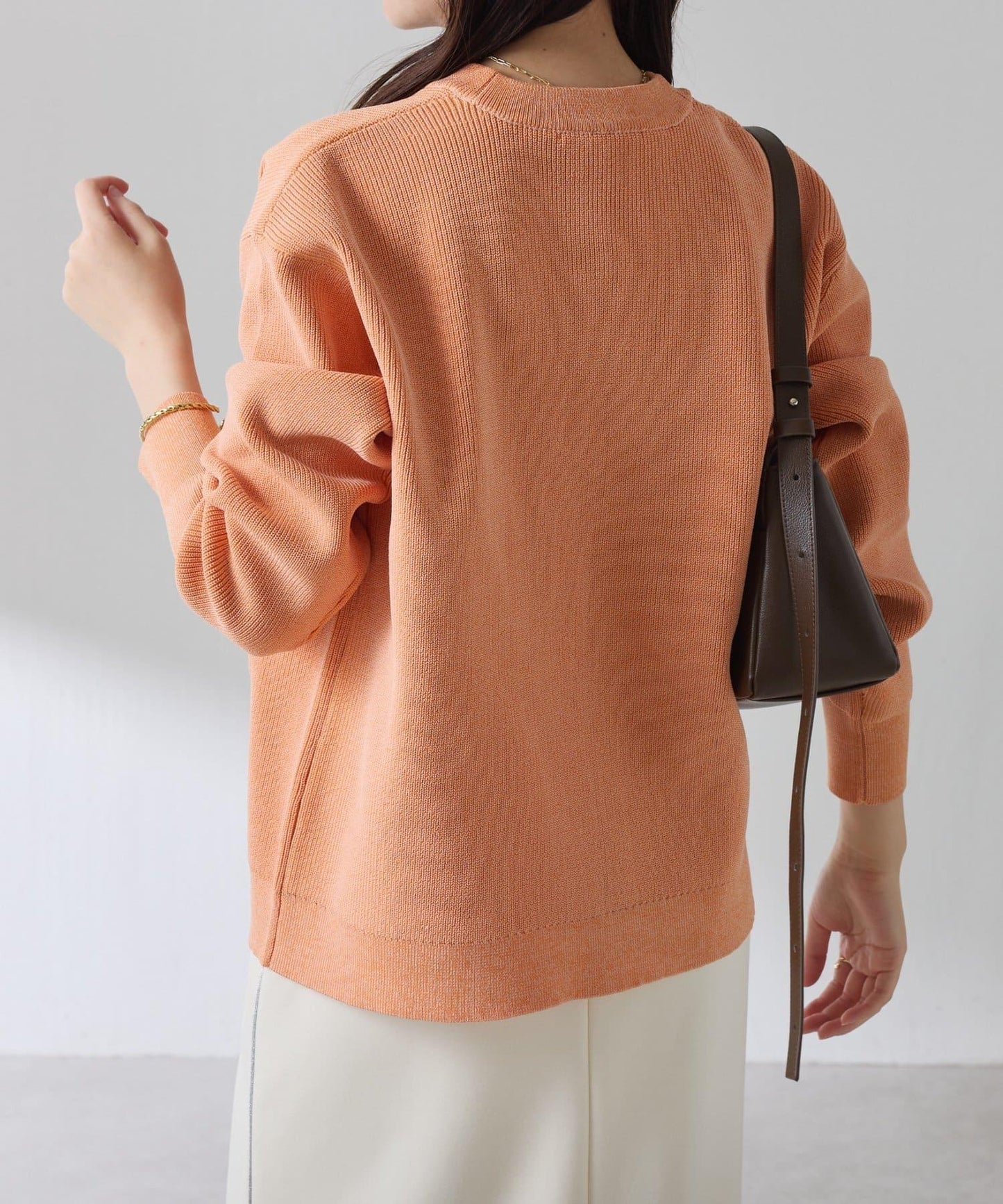 【腰部遮蓋】亮面紐扣開衫