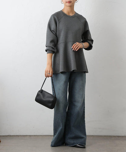 箱型荷葉邊下襬套頭衫