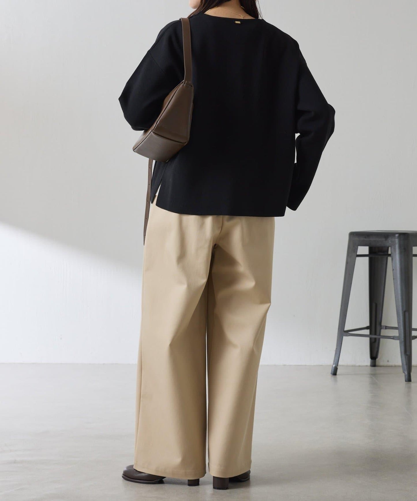 【顯瘦◎】V領巴斯克針織衫