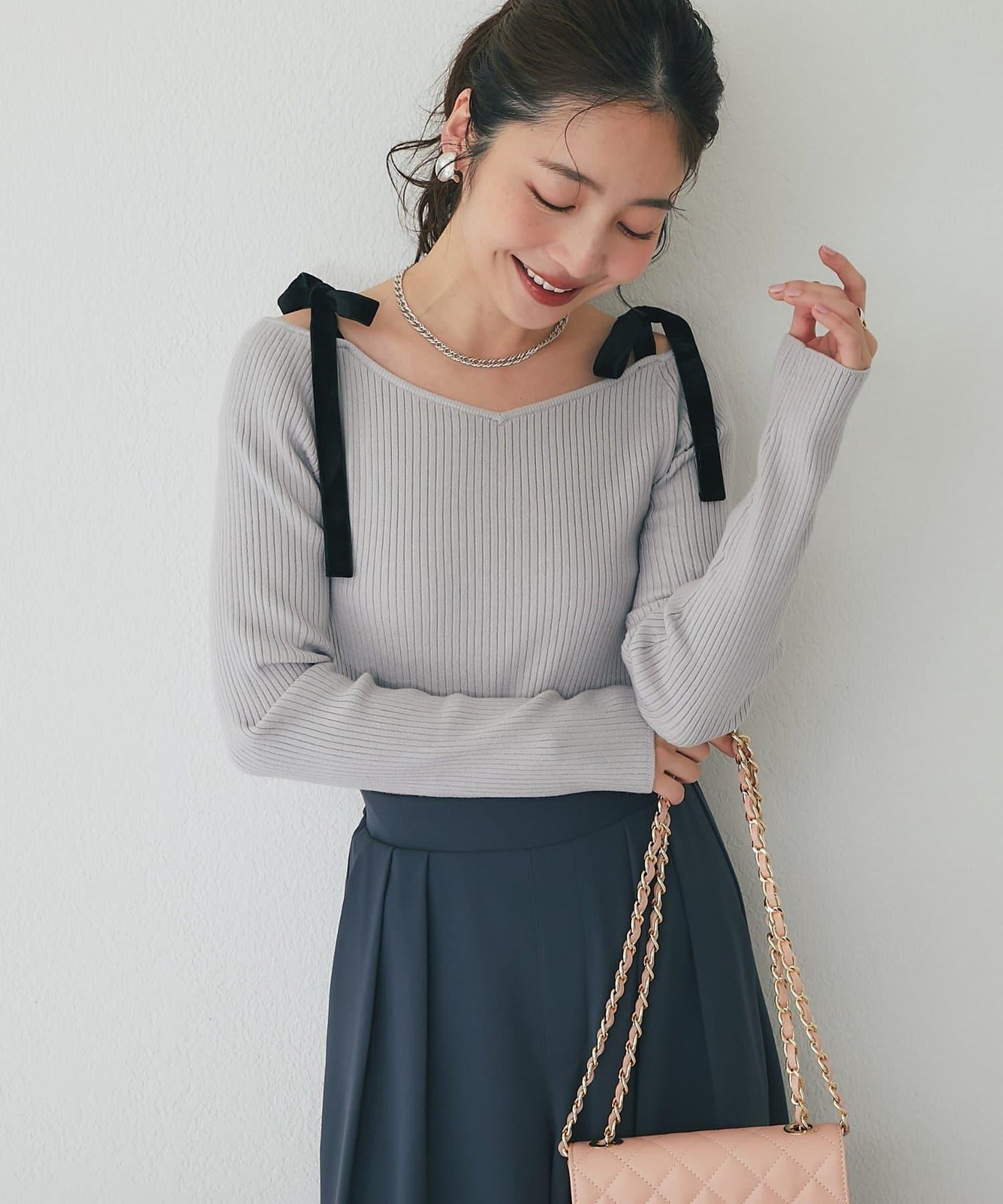 安哥拉觸感蝴蝶結一字肩針織衫