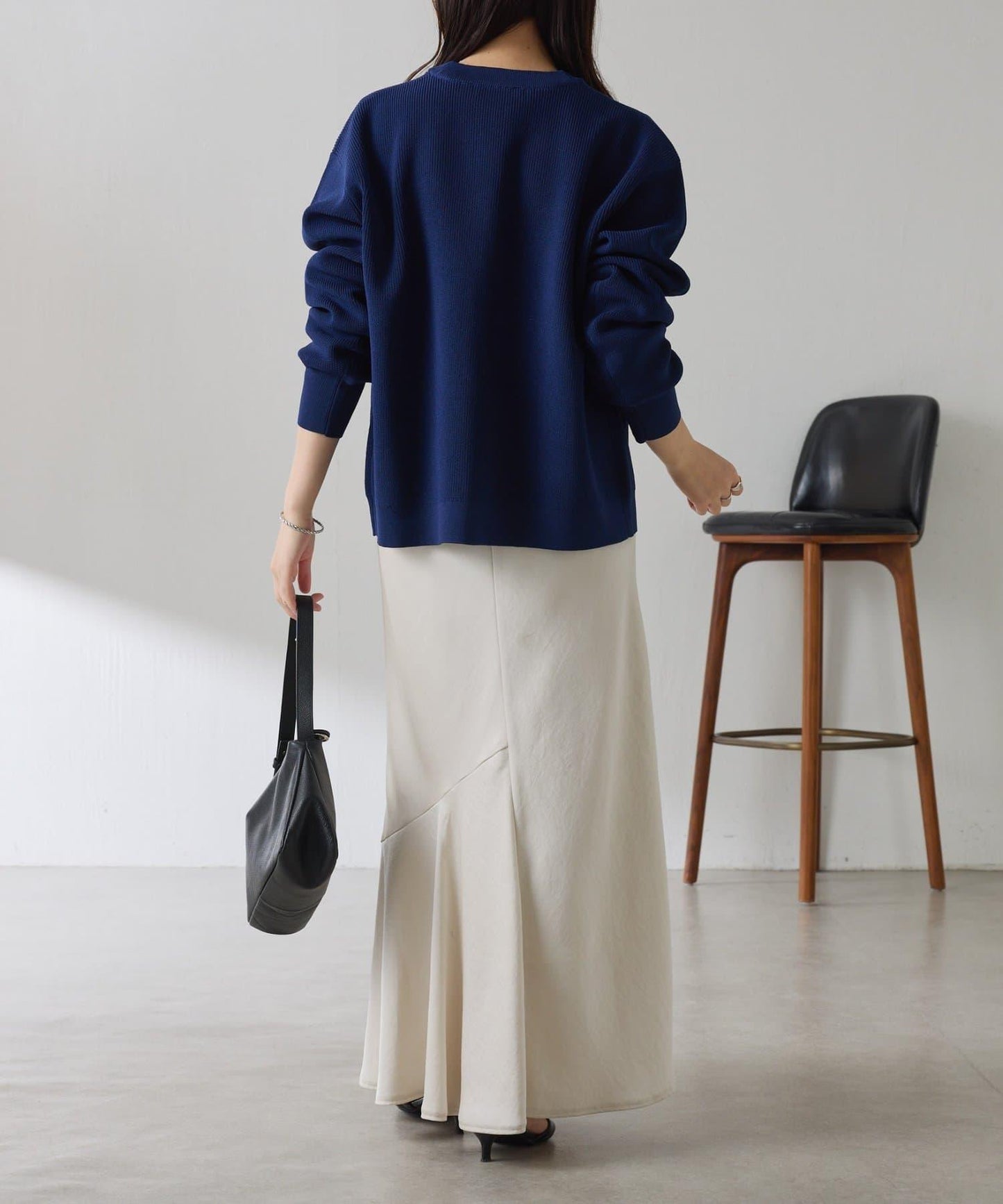 【腰部遮蓋】亮面紐扣開衫