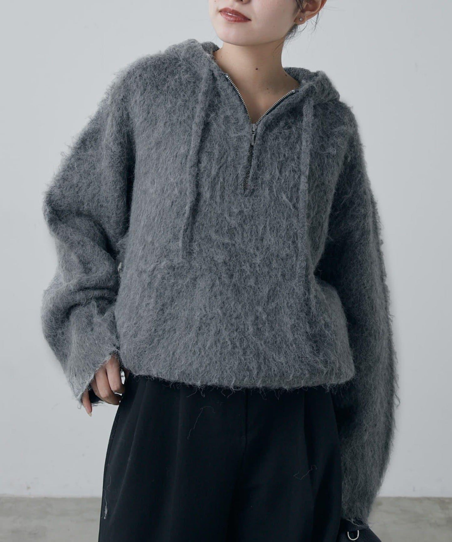 蓬鬆半拉鍊衛衣