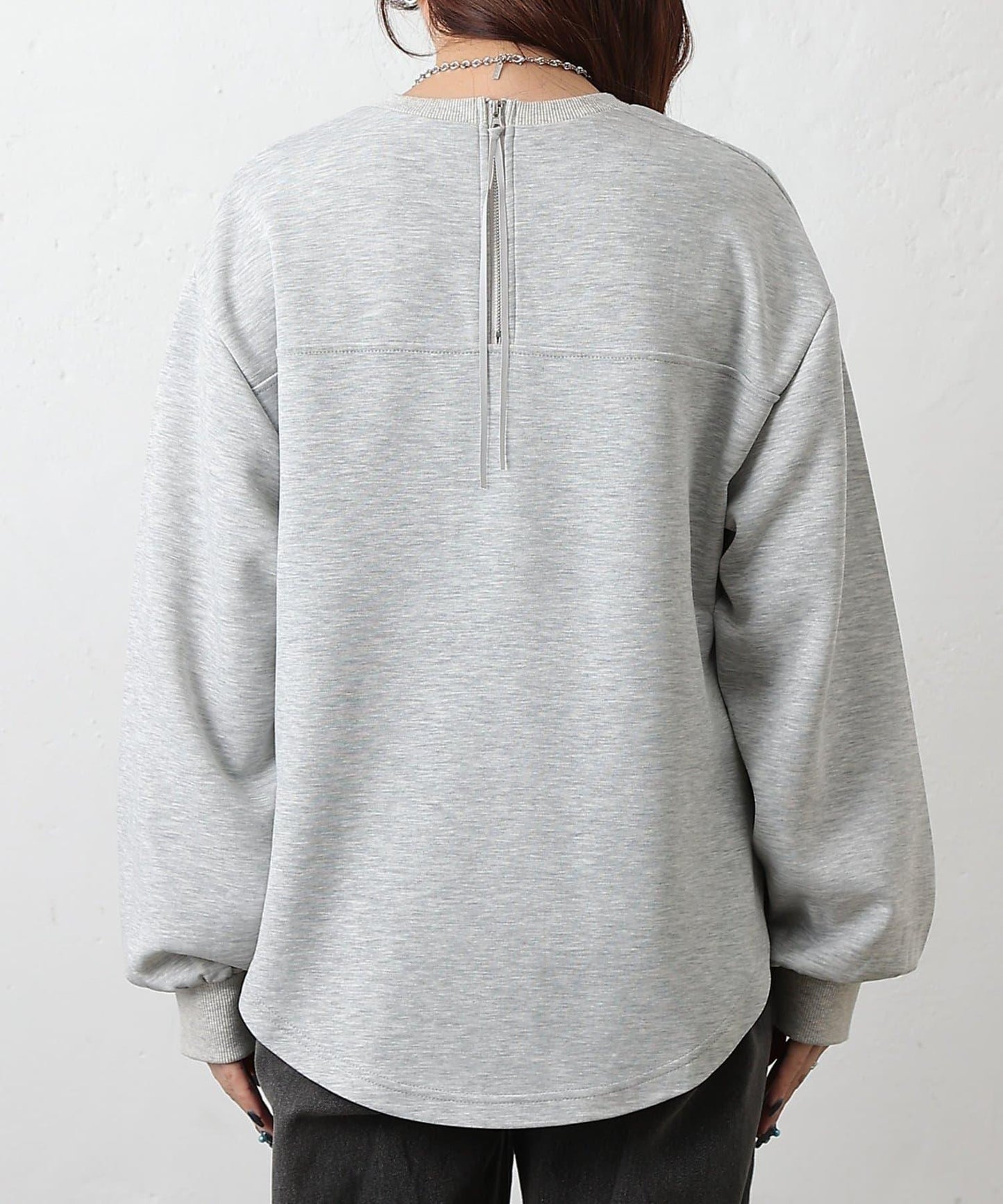 箱型背部拉鍊套頭衫