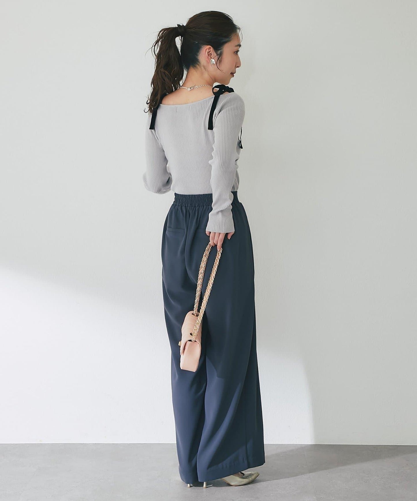 安哥拉觸感蝴蝶結一字肩針織衫